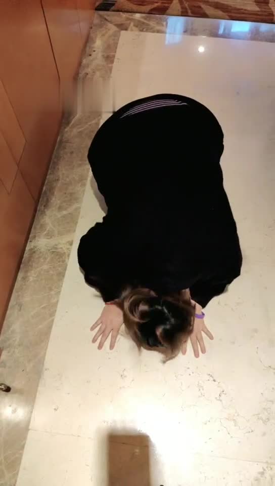 【佳颖S】一来就圣水伺候