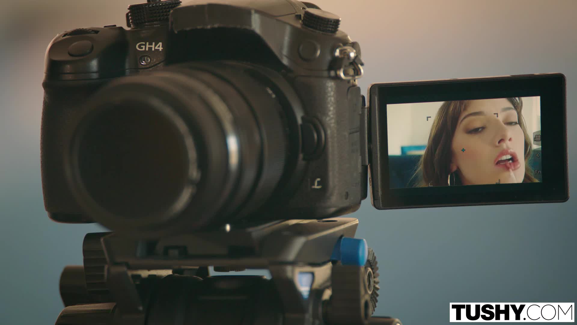 2048.cc@tushy.19.08.14.lena.anderson.1080p.hevc.x265.prt