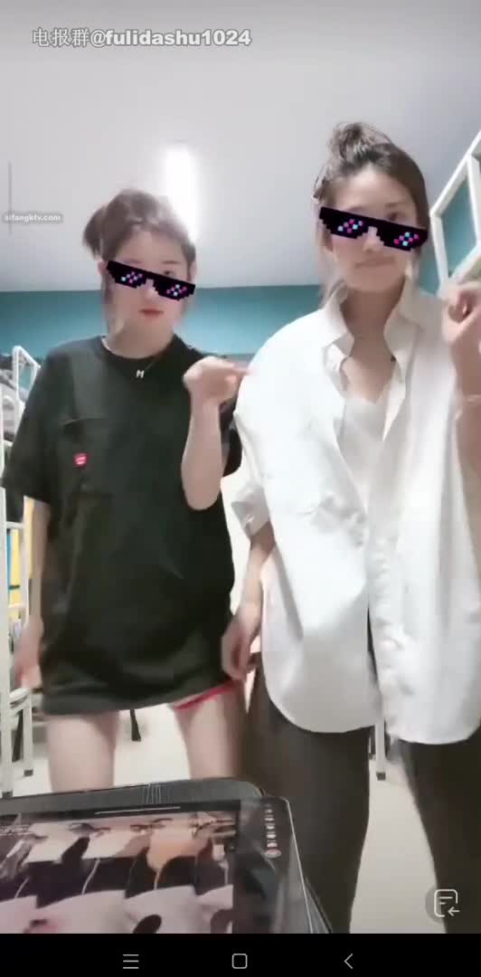 直播闪现 (175).mp4