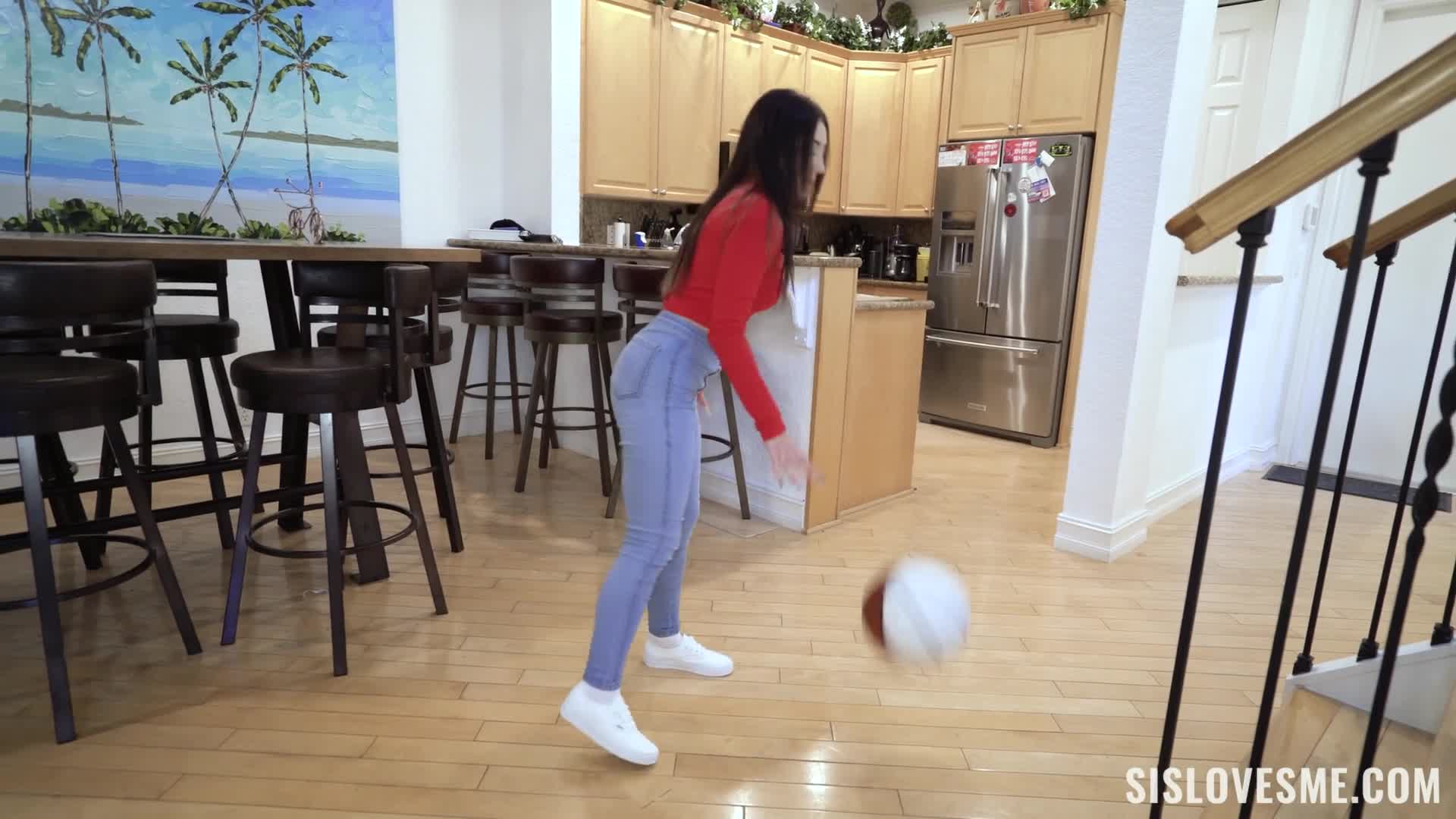 sislovesme.21.12.24.violet.gems.learning.the.game