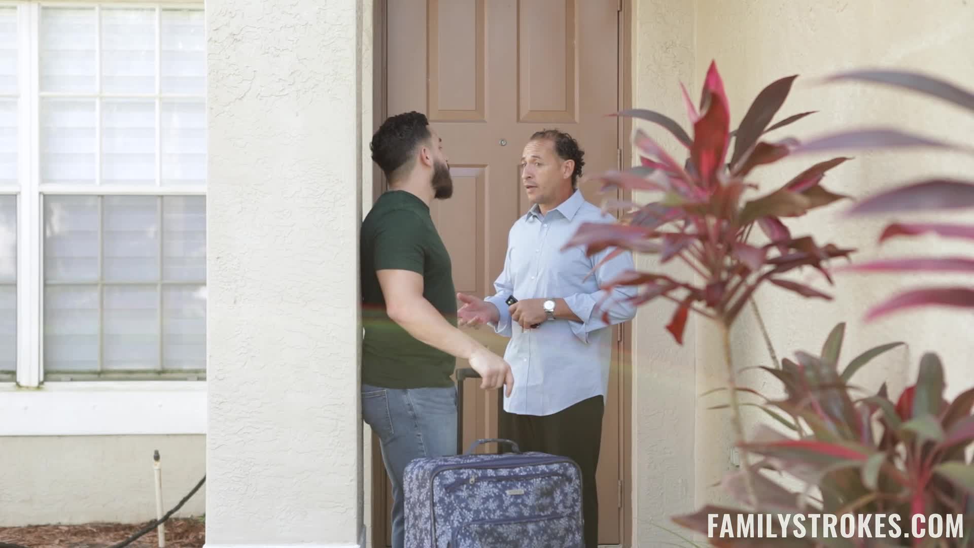 familystrokes.21.05.20.nikki.sweet.meeting.the.stepbro