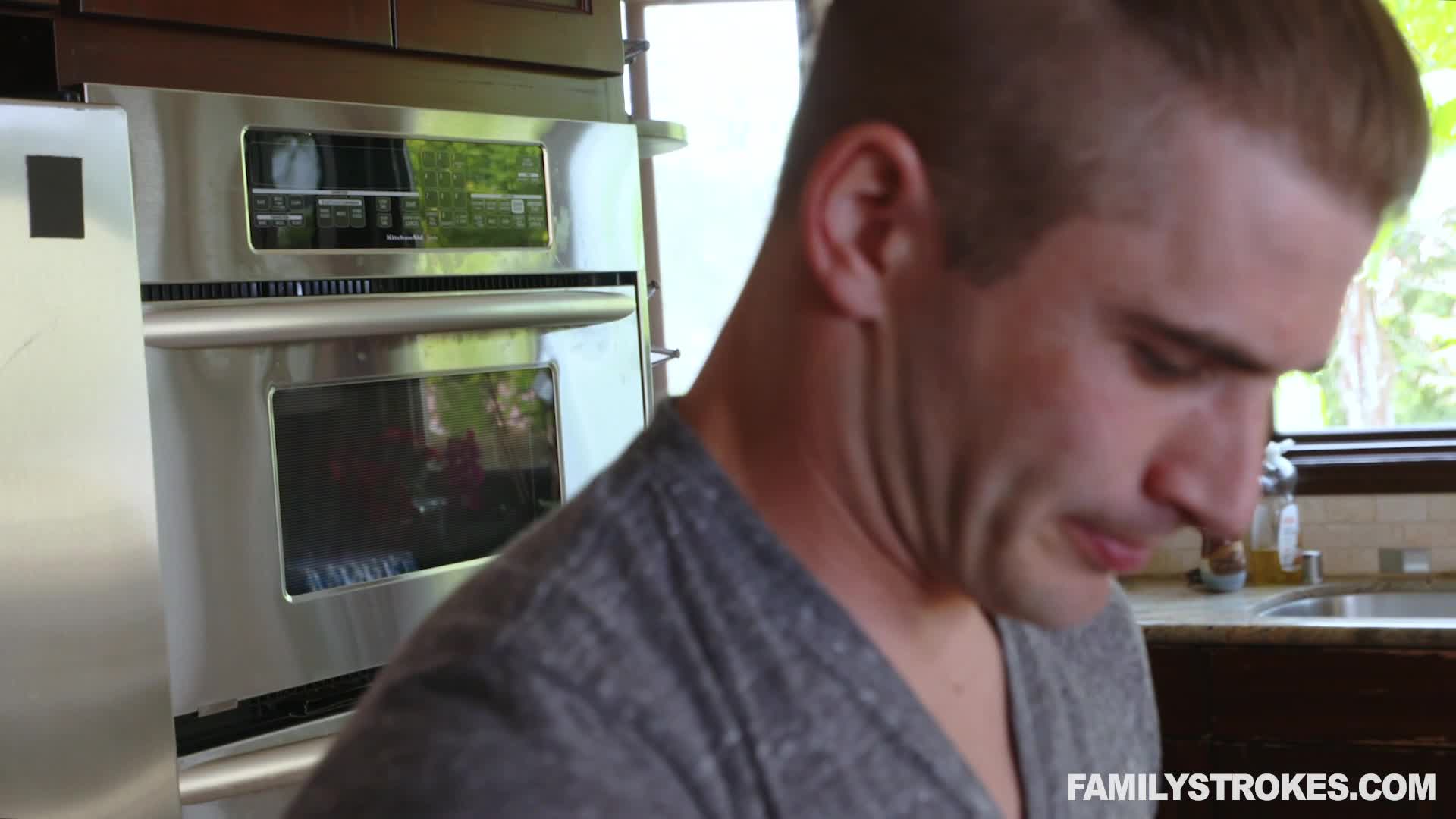 familystrokes.17.04.27.katie.morgan