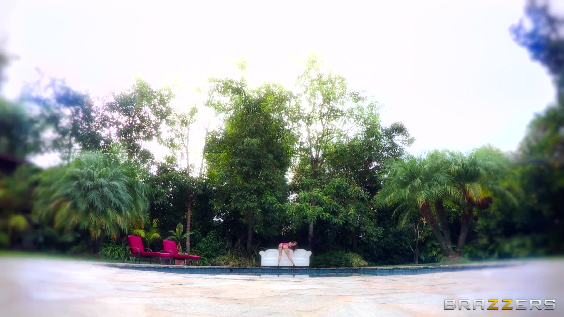 sexo-bwb-courtney-121221