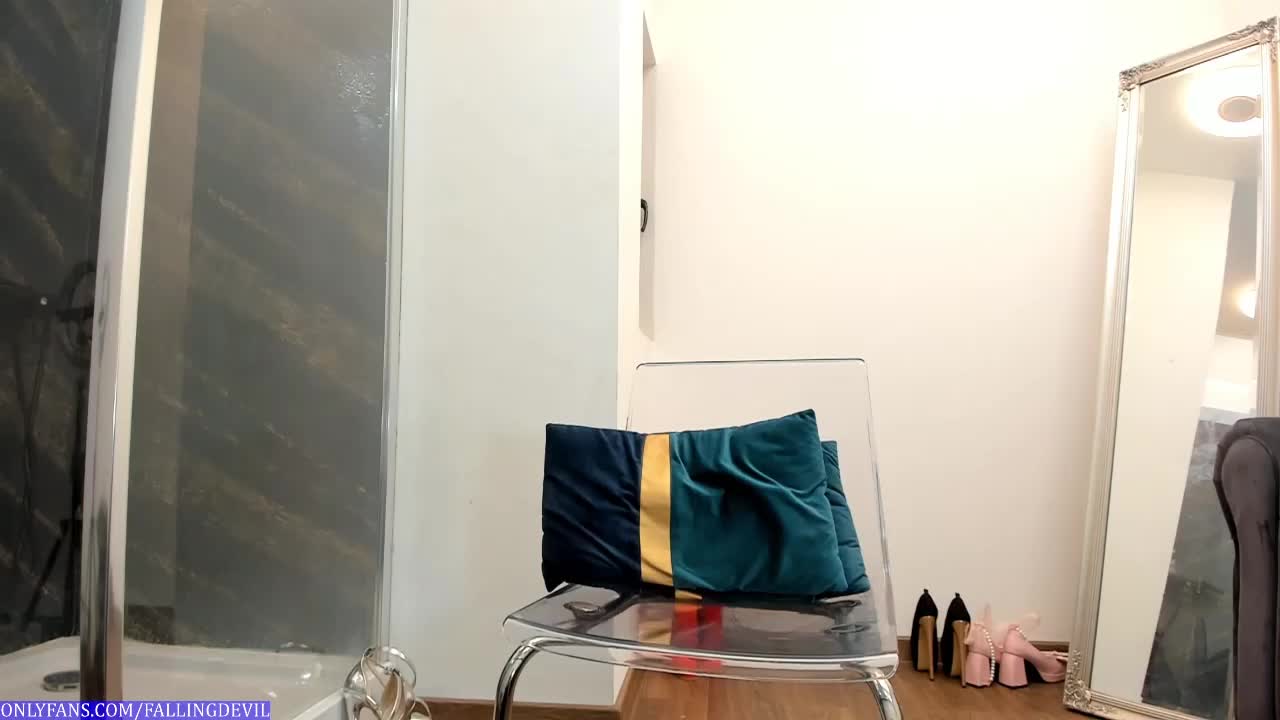 ModelhotfallingdevilChaturbateCamShowonFebruary11,20246-35PM-Rarecord