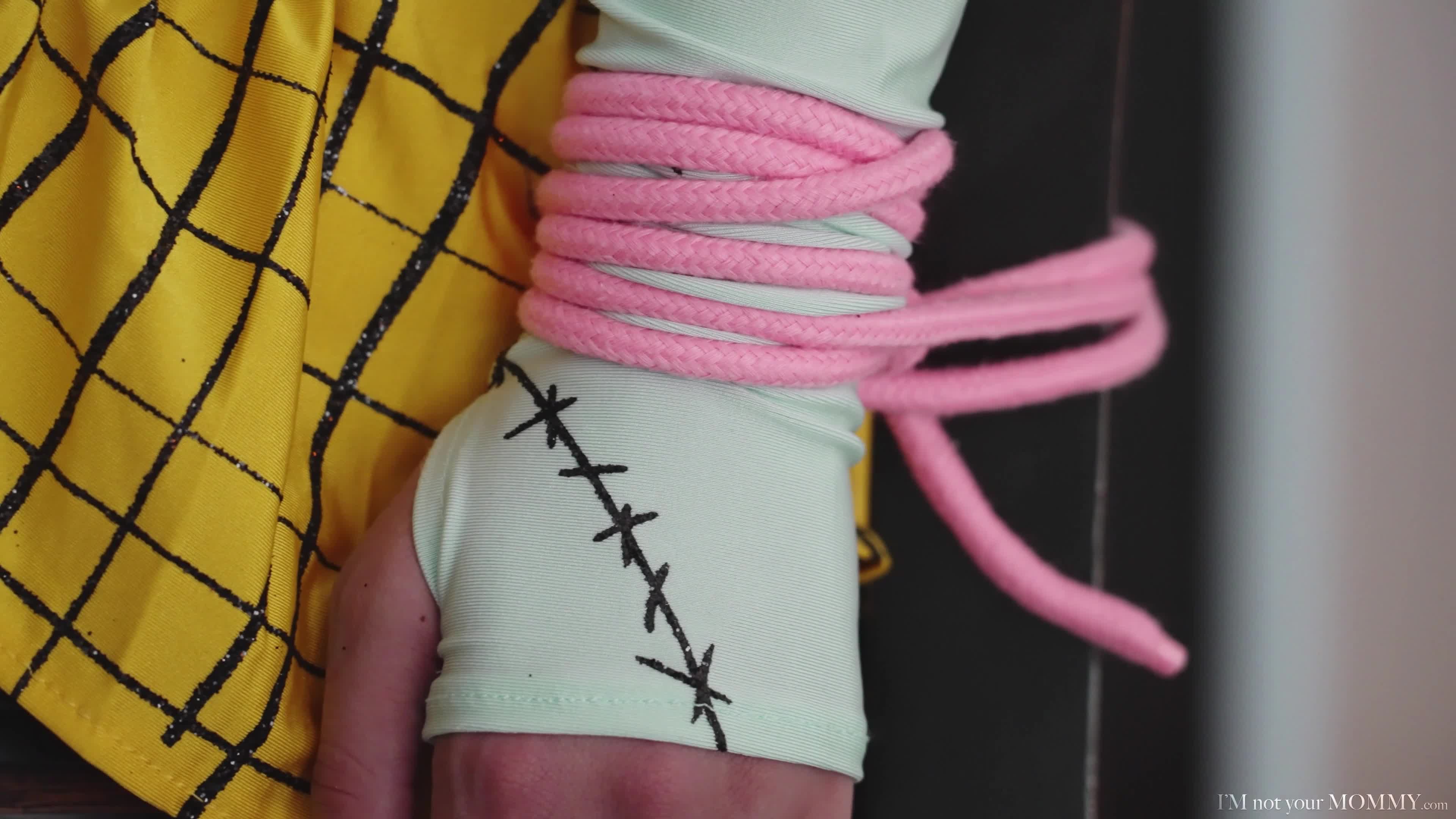 imnotyourmommy.22.10.26.lexi.luna.and.penelope.kay.only.on.halloween.4k