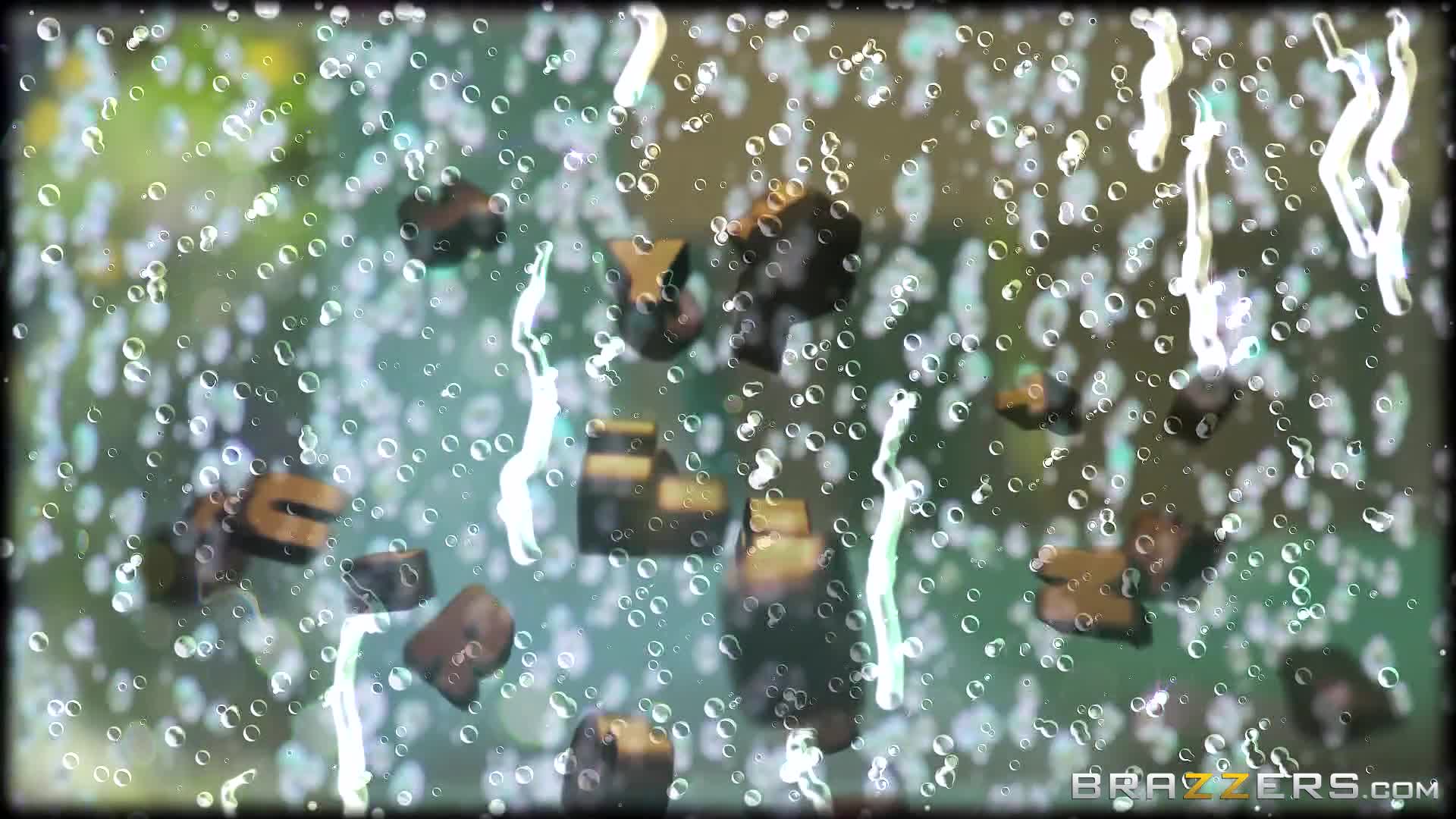 bwb.15.08.28.courtney.taylor.journey.to.the.center.of.courtneys.asshole