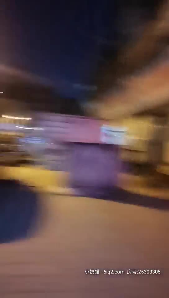 坐标长春路边小旅馆偷拍嫖妓达人王胖子连续嫖了两个妹子被他干过的妹子直言他太猛不接他的活