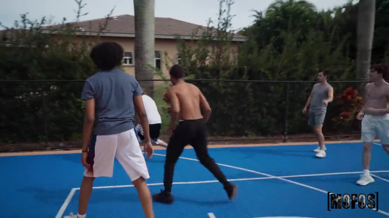 2048.cc -lpi.24.04.17.ellie.tay.milf.loves.balling.and.teasing.720p