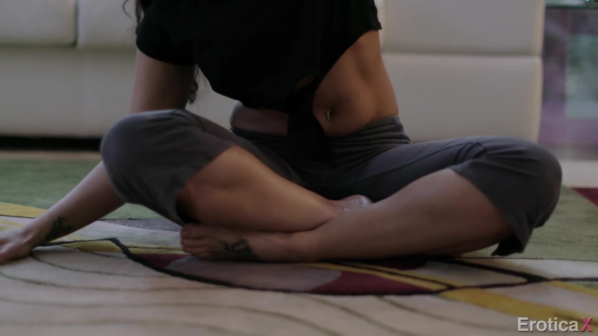 eroticax.18.06.13.sheena.ryder.a.little.bit.more.love