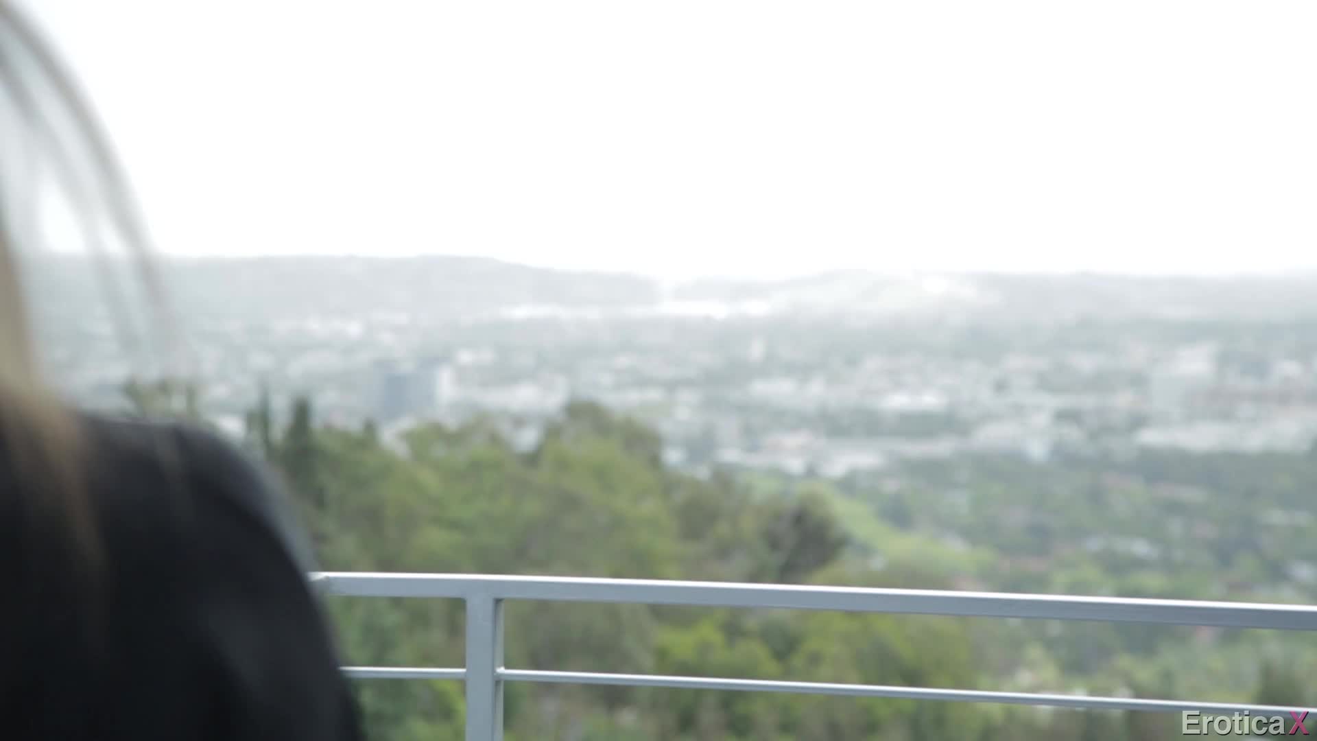 eroticax.14.01.10.dani.daniels.he.loves.me