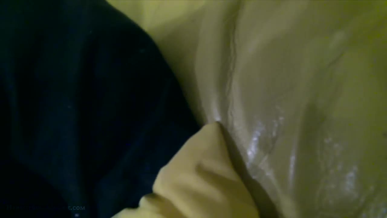 NakedSofaSex-blooper-720p