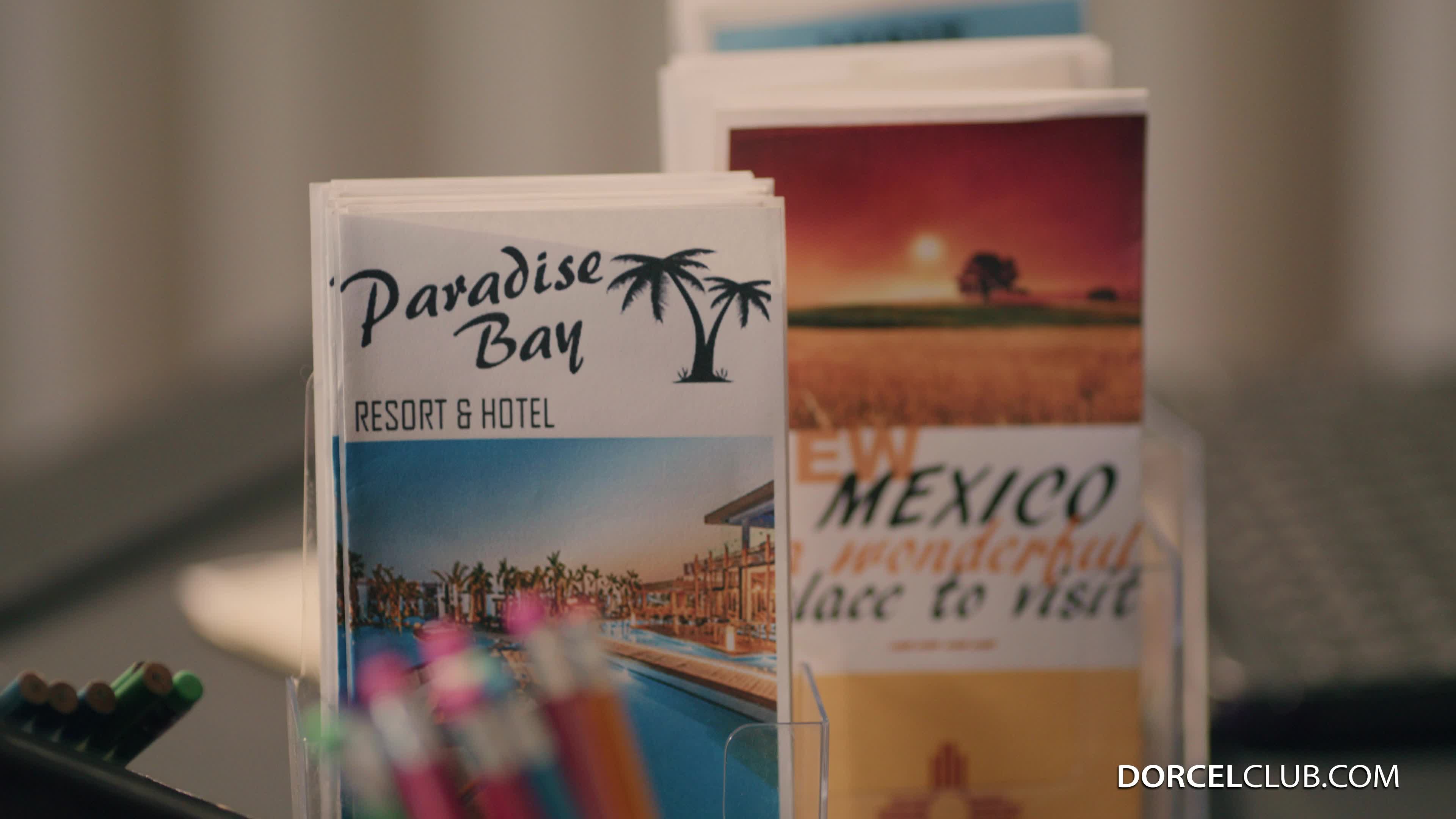 dorcelclub.22.12.09.vicki.chase.4k