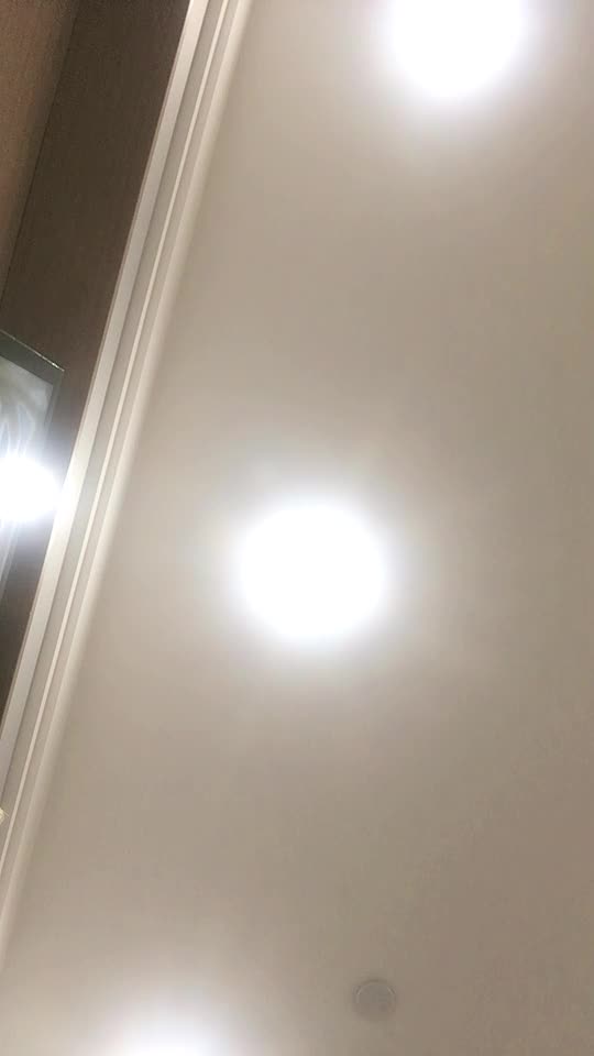 2021,6,12，【91约妹达人】，新人，幼师妹子第一次，神似白百何，粉嫩酥胸，娇小玲珑，抱起来狂插高潮，良家呻吟必听