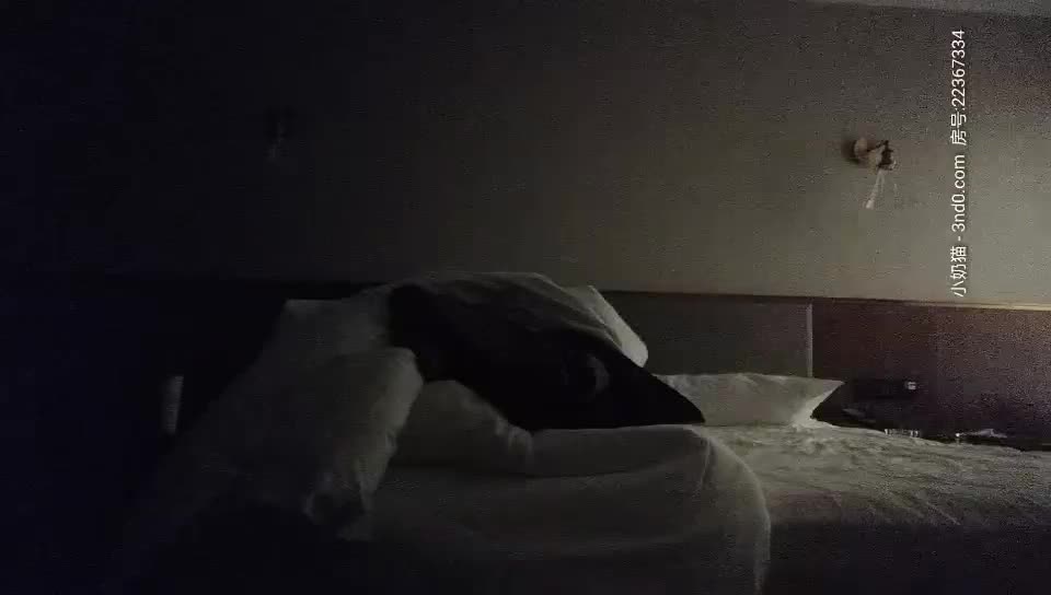 [thzu.cc]黑人老外等了一晚上只有熟妇愿意接单了