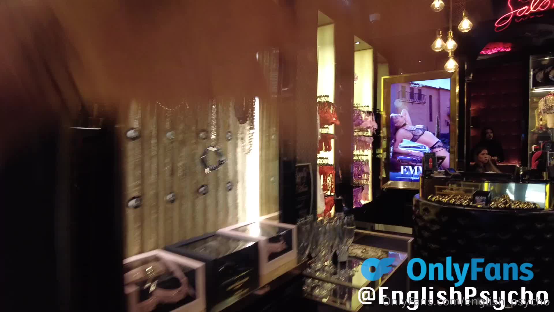 @tsbritney  - trans britney spears video everyones went crazy for