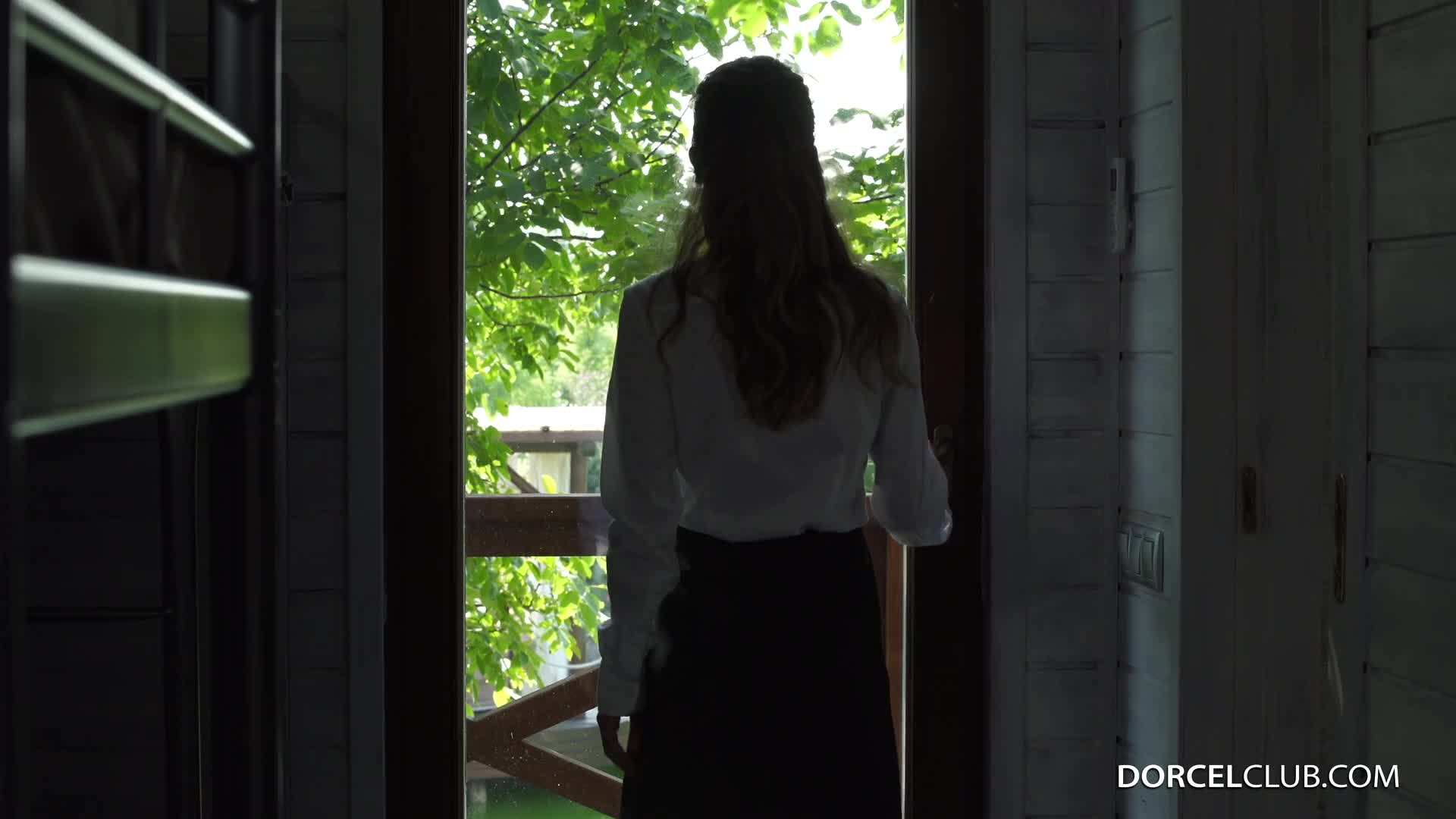 dorcelclub.17.03.10.mina.sauvage.her.very.first.dp