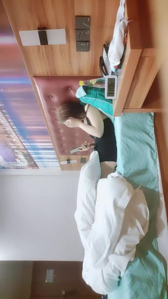 1_(1)_e0gk9bb1vrinxzw5z