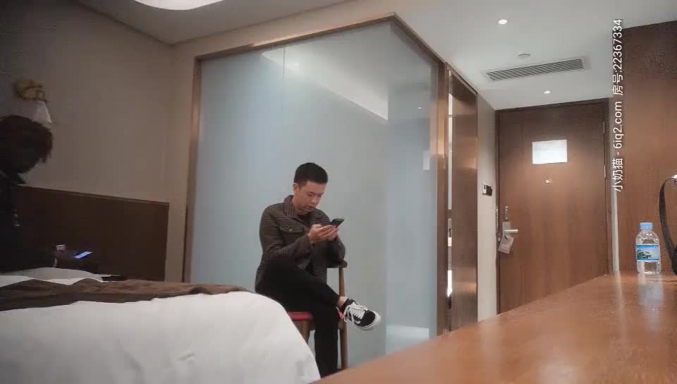 [thzu.cc]黑人老外探花10-19佳丽不让插只帮忙打手枪