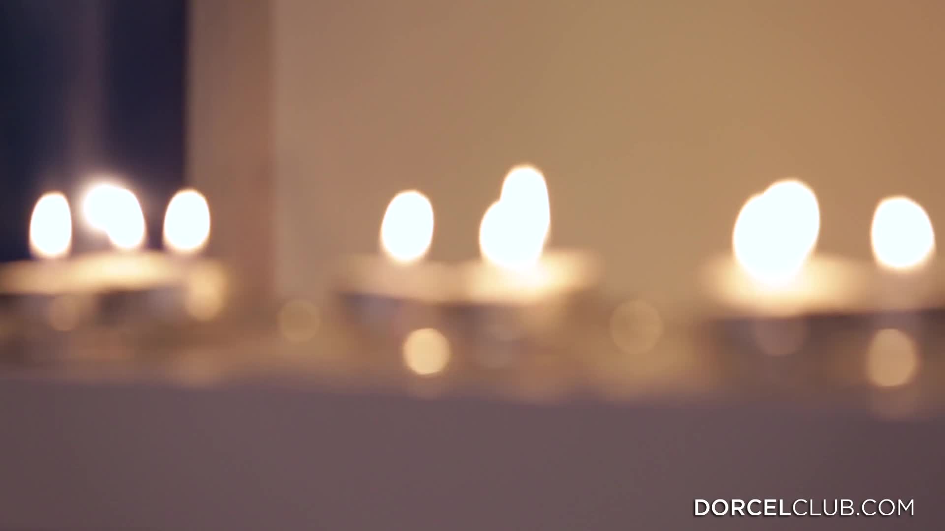 dorcelclub.17.12.18.zoe.doll.homecoming.and.naughty.games