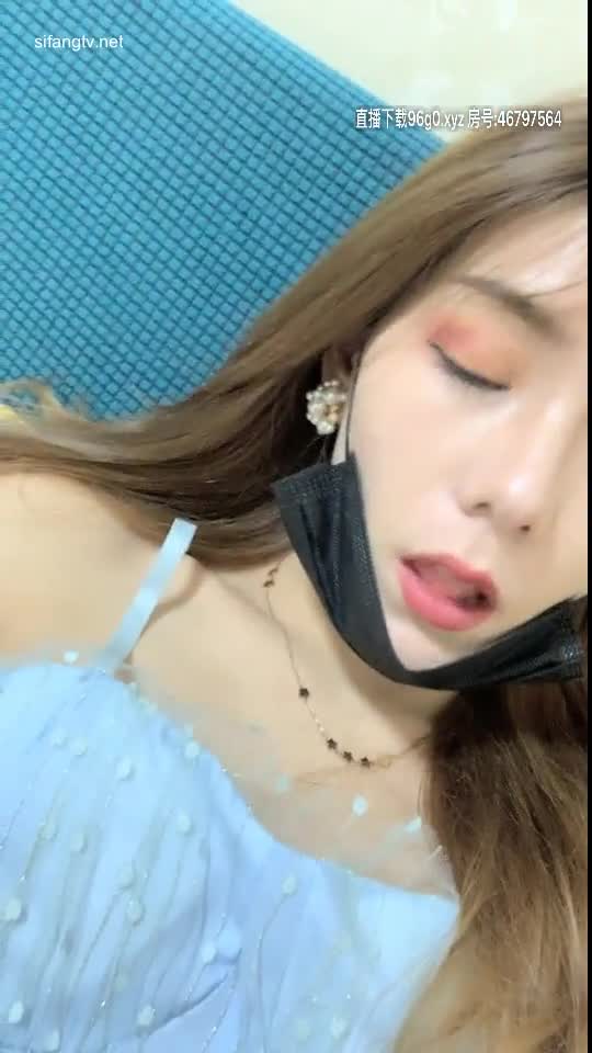 极品美女【研妹儿】合集无套内射舔脚精液直流 【70v】 (75)