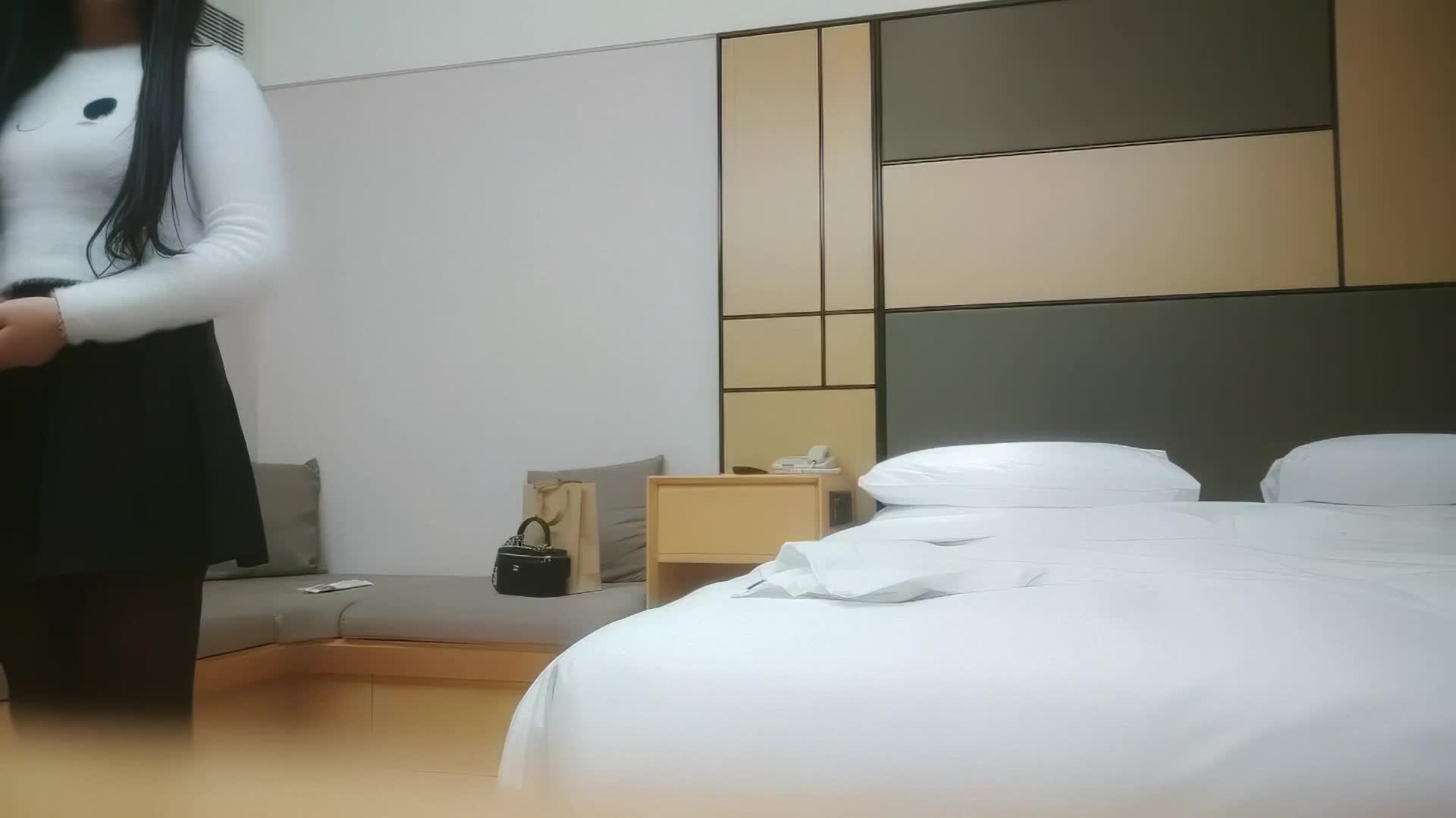 2048.cc@利哥爆菊短裙