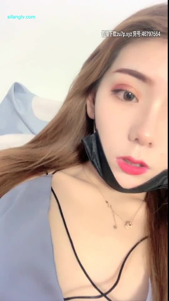 极品美女【研妹儿】合集无套内射舔脚精液直流 【70v】 (5)