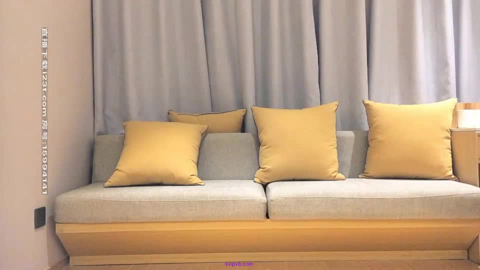 午夜寻花性感花臂纹身眼镜妹子，诱人身材甜奶口交上位骑坐猛操