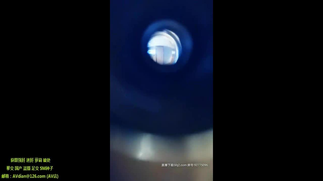 9总全国探花甜美大奶萌妹子酒店啪啪，洗完澡穿上情趣装制服口交插嘴，蓝色丝袜翘起屁股后入