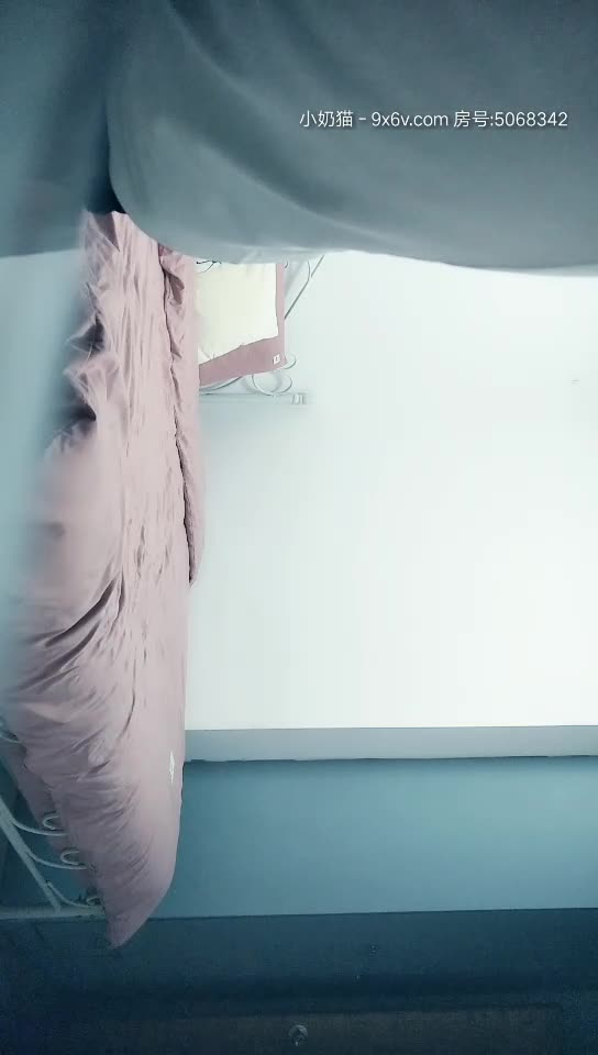 2048社区 - big2048.com@2020.11.6【七天极品探花】凌晨场3p极品风骚御姐，美乳翘臀肤白如玉，前后夹击啪啪两炮高潮不断劲爆刺激