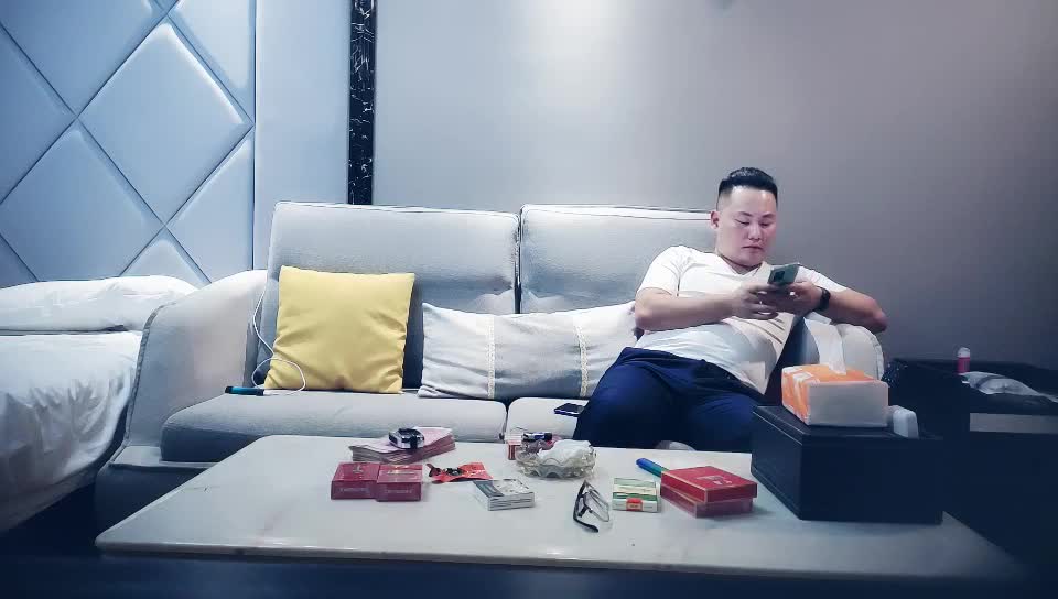 2048.cc@[原-版-]_040_仲-达-寻-花-赵-总-_20210827