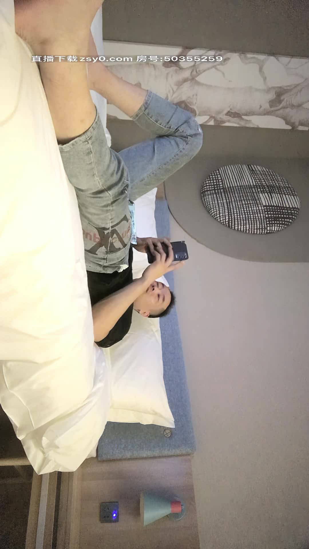 [u3c3.com]2020.9.11，【肌肉佬探花】学舞蹈的小姐姐太牛逼，横噼竖噼各种姿势啪啪，跟健身肌肉男棋逢对手，战斗精彩了，1080p修复版