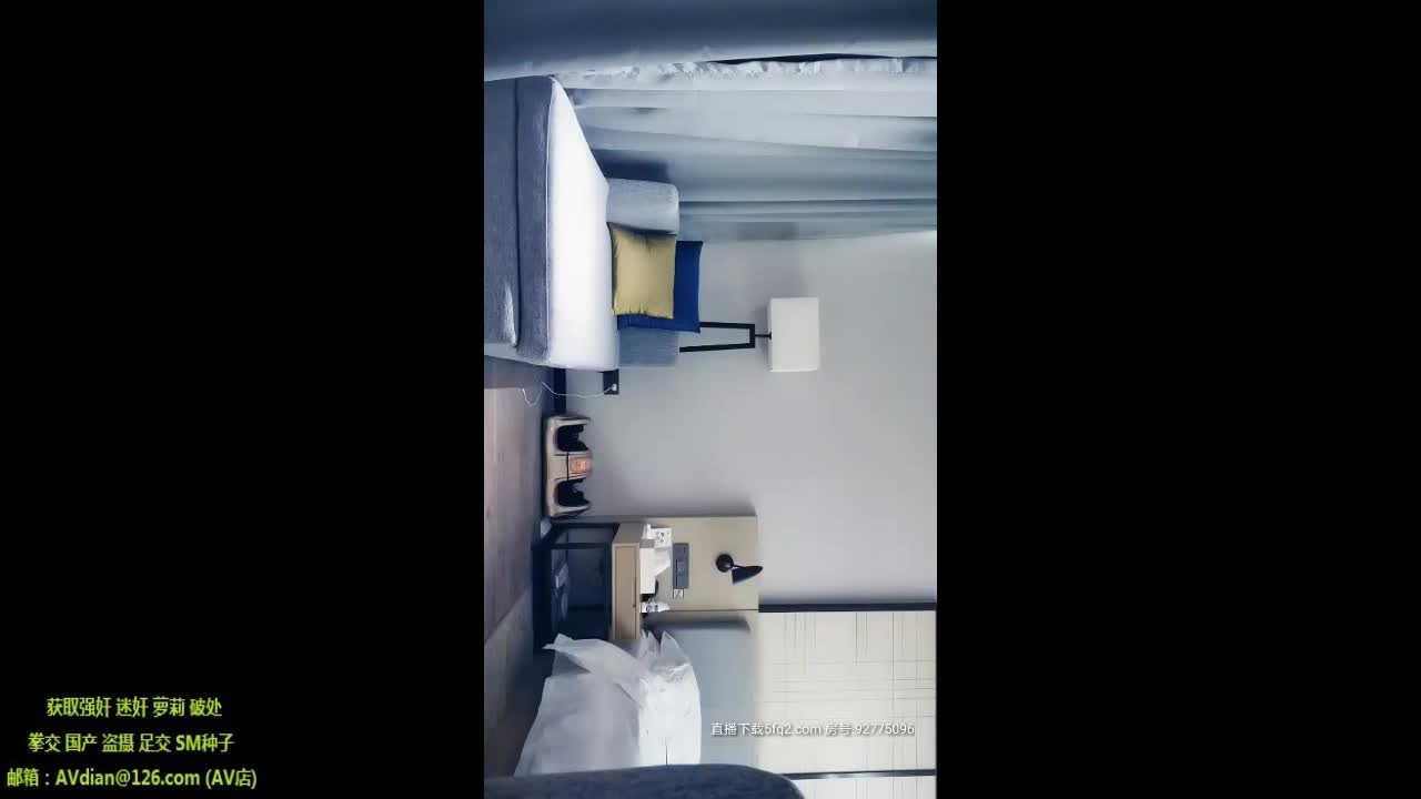 9总全国探花第二场黄先生代班鸭舌帽妹子，近距离蹲着口交69互舔扣逼，抽插猛操呻吟娇喘