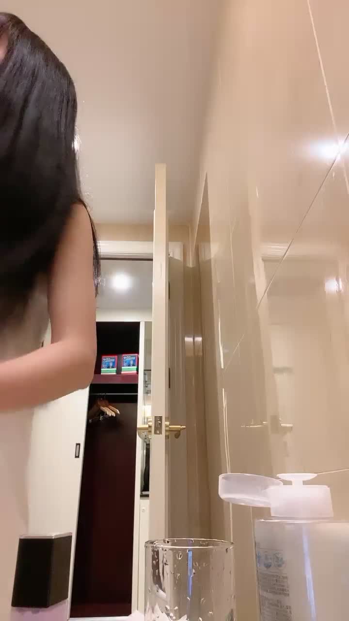 纯欲少女~潮红脸【蜜桃呀】约炮骑乘~ 后入啪啪~掰逼自慰【99V】 (38)