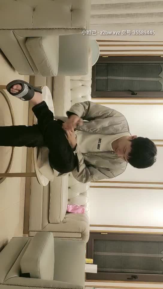 2048.cc@[原版]_035_情感博主李寻欢_诱惑_20210127