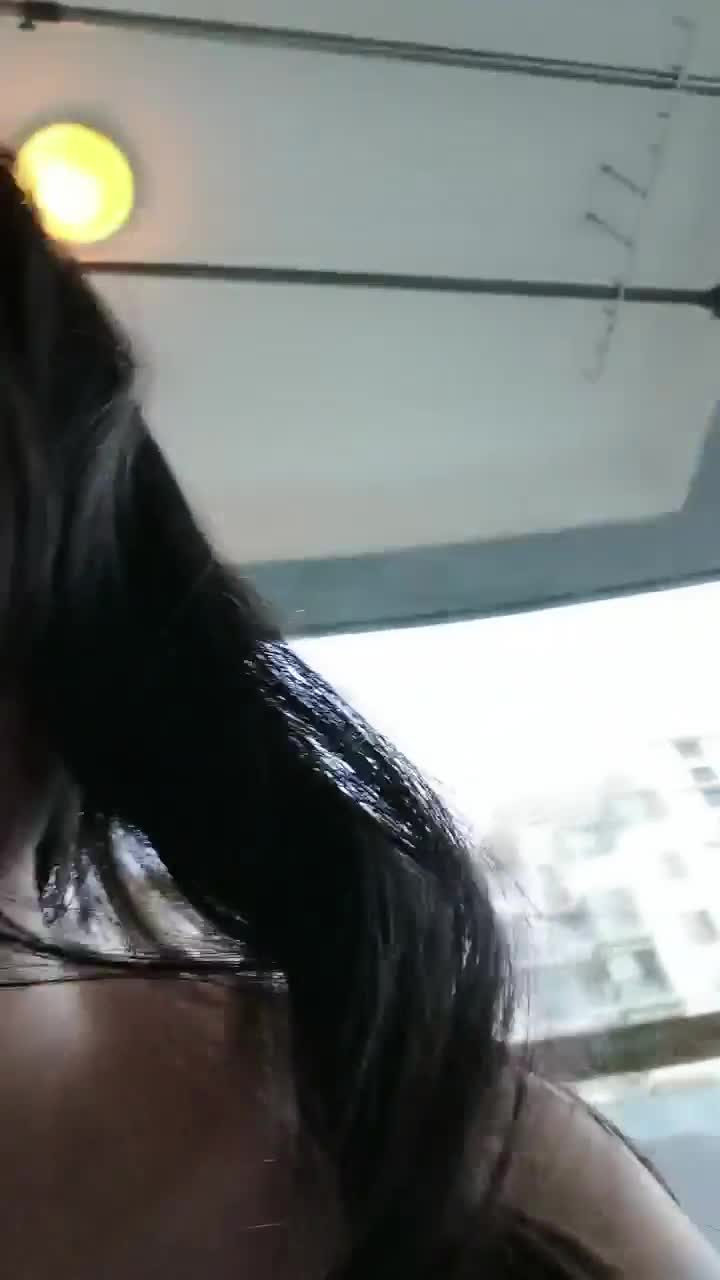 核弹巨乳【38H杯妹妹】超级大奶主播 抖奶 自慰 大尺度啪啪 揉乳玩穴【100v】 (82)