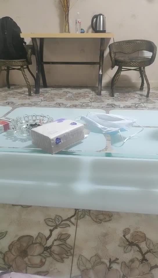 2048.cc@[原-版-]_021_探-花-小-米-_啪-啪-第-一-场-_20210822