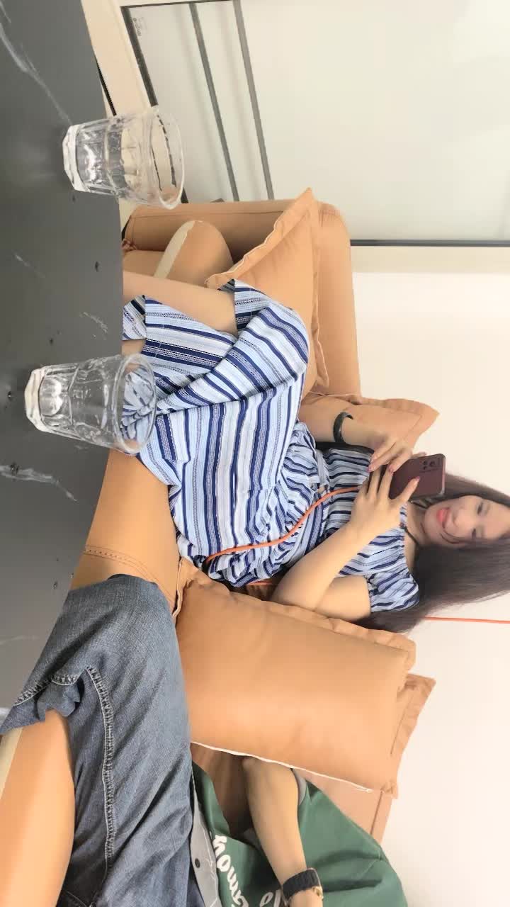 2023.5.9，【瘦猴先生探花】，新人良家，28岁小少妇，啤酒几杯下肚，推倒干，惊喜收获，是个白虎，操爽了