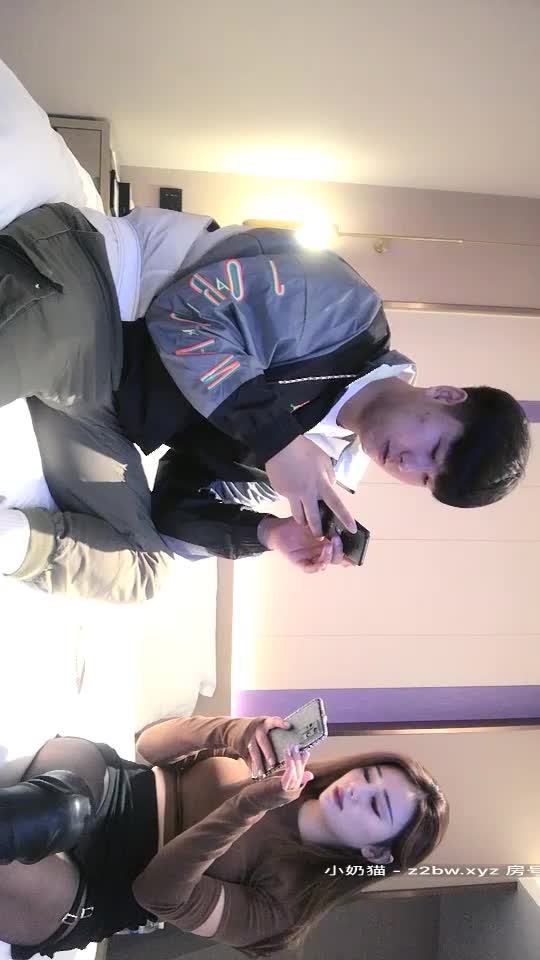 2048社区 - big2048.com@2020.12.8【小宝寻花】红内裤战神重回一哥宝座，极品外围女神，粉嫩鲍鱼一线天，超清晰镜头完美展示细节