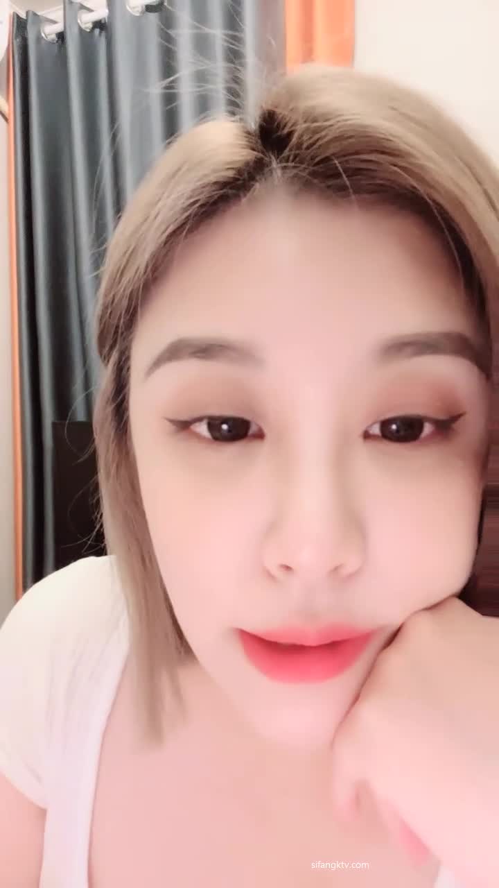 【极品主播】户外喷水女王【夕夕夕颜】最全合集【159V】 (1)