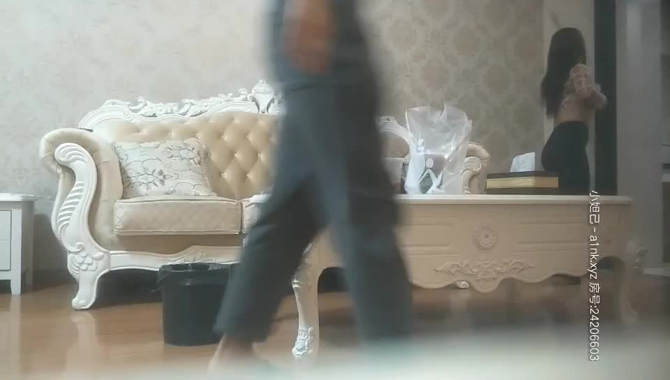 2048.cc@[原版]_008_啊蓝探花_啪啪_20210302