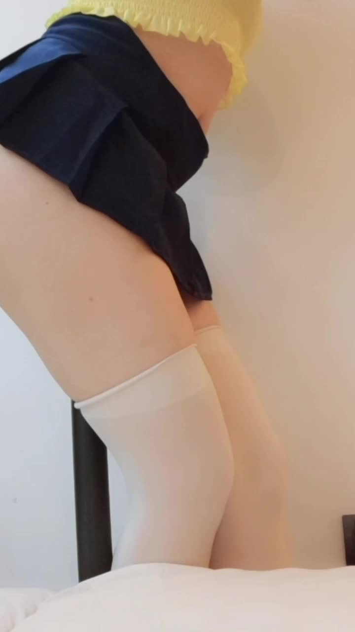 福利姬可爱Coser童颜萝莉 Onlyfans~Nikumikyo (きょう肉肉)【600V】 (2)