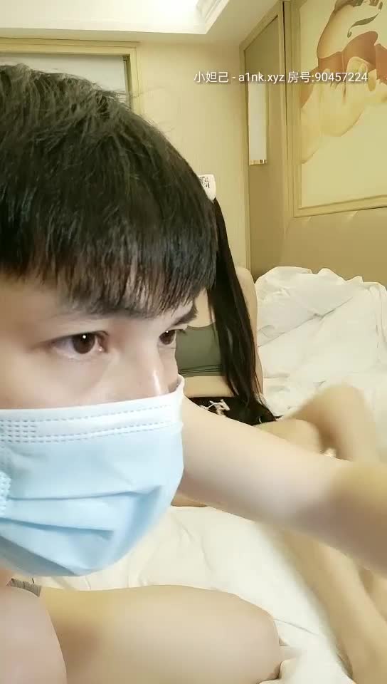 2048.cc@[原版]_024_嫩穴骚学妹_啪啪_20210224