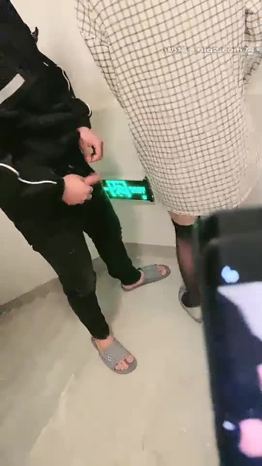 国产淫乱4P【颜射女神】跟闺蜜被猛男轮番蹂躏爆操【 76v】 (73)