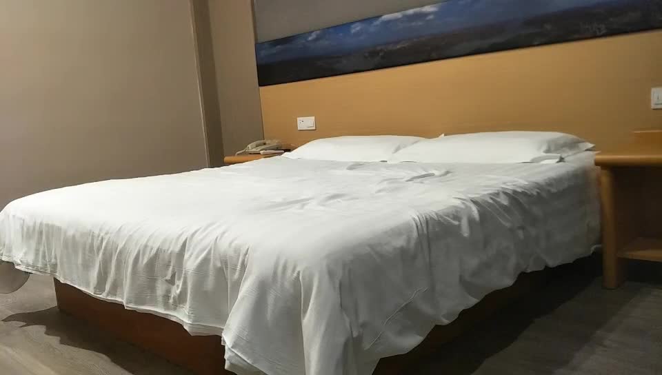 2048.cc@[原版]_012_季总探花_啪啪_20210520