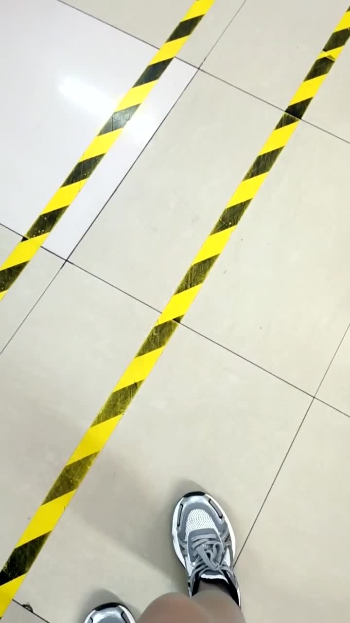 小红帽主播【瞴鯃】4月17号-4月26号直播录播❣️户外露出跳蛋️❣️丝袜美腿❣️【20V】 (6)