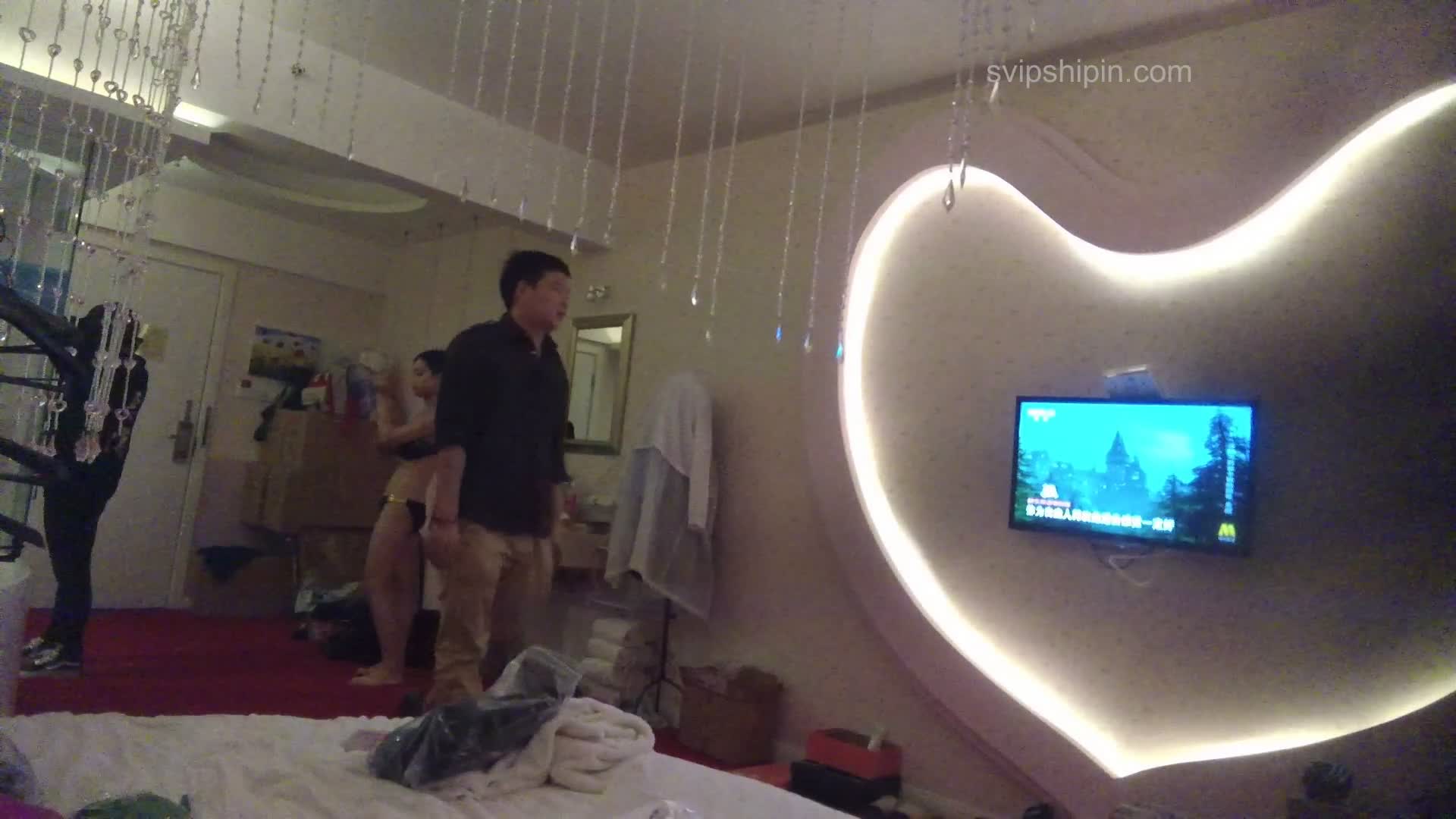 2048.cc@1380周晨萱和方琳8943