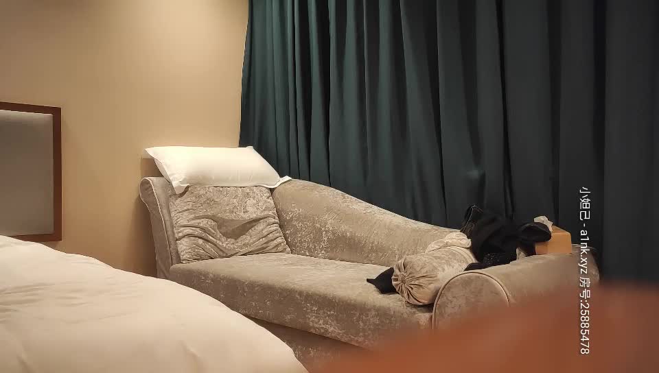 2048.cc@[原版]_045_伟哥寻花_啪啪_20210305