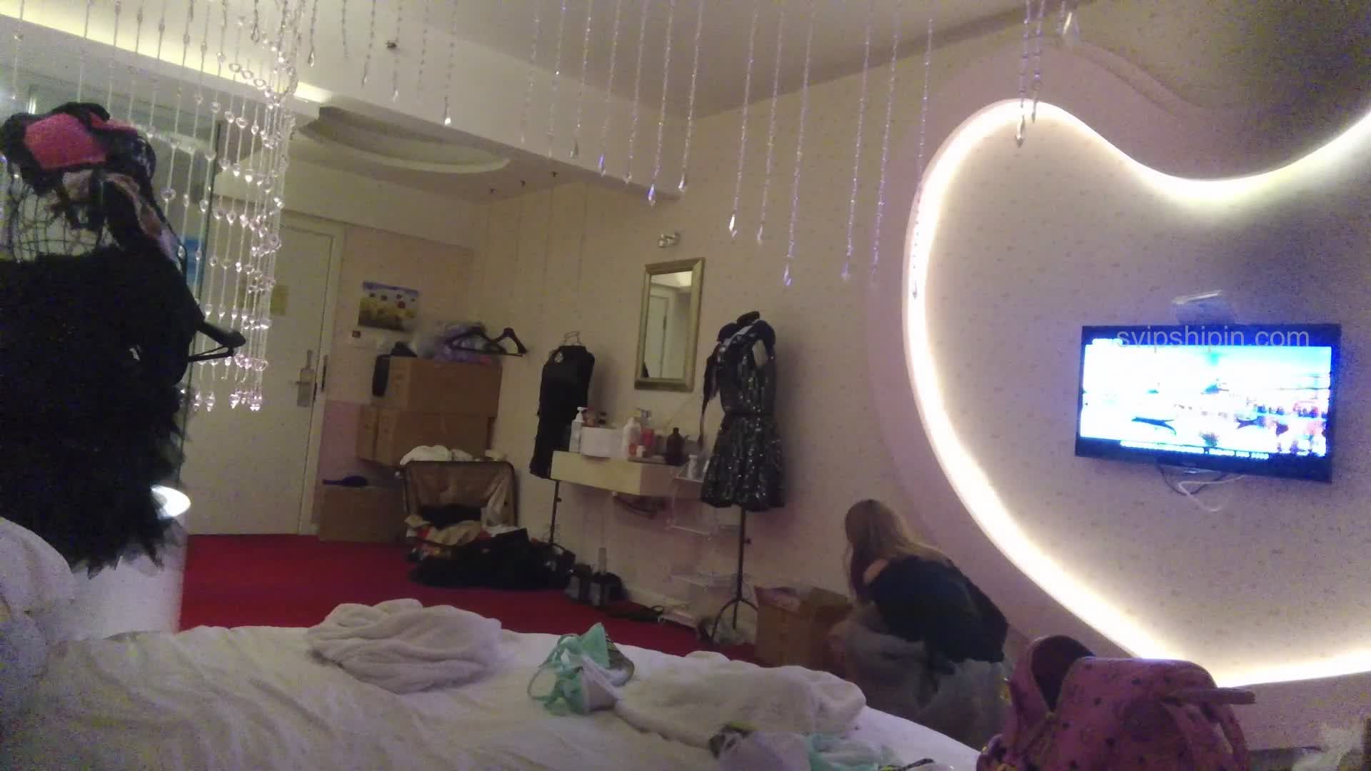 2048.cc@1330張熤鑫和斑斑13993