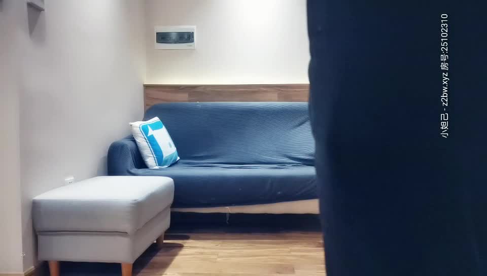 2048.cc@[原版]_033_黄先生_啪啪极品_20210123