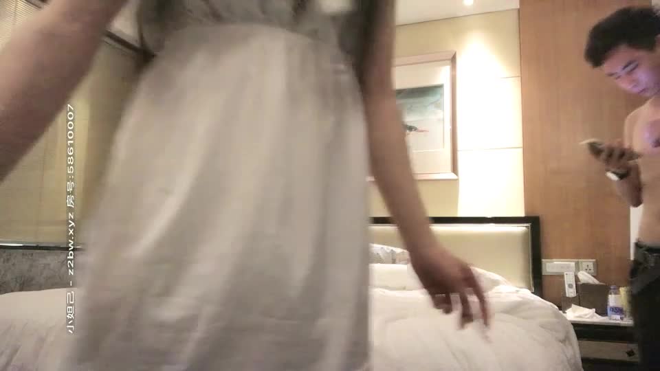 2048.cc@[原版]_030_文轩探花_啪啪极品双飞_20210208